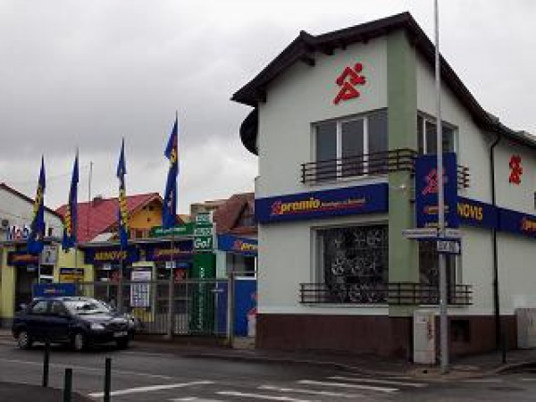 Arinovis 2